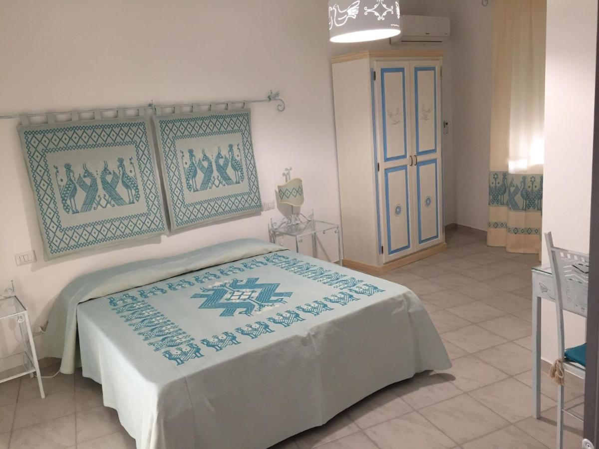 A Ruota Libera Hotel Samugheo Luaran gambar