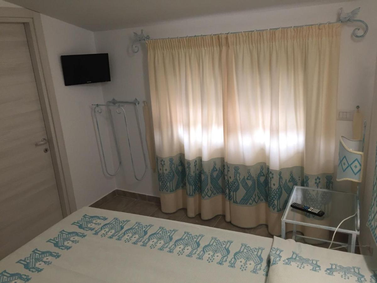 A Ruota Libera Hotel Samugheo Luaran gambar